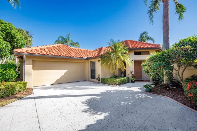 Residence photo 3