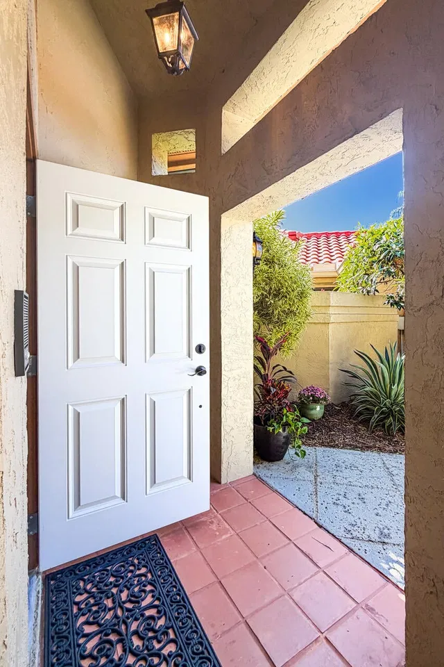 Residence photo 5