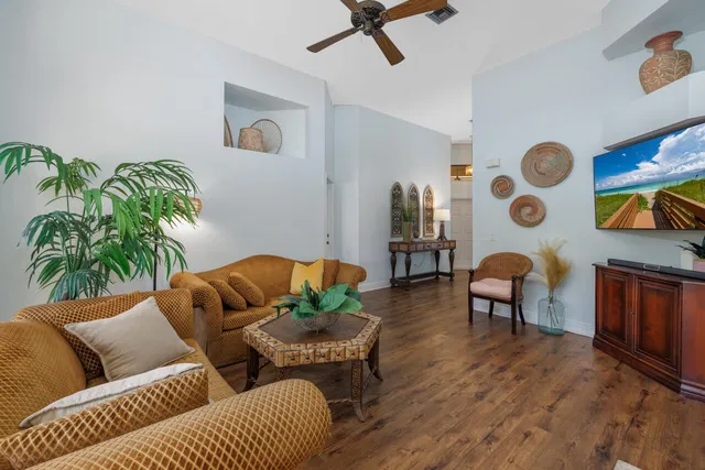 Residence photo 9