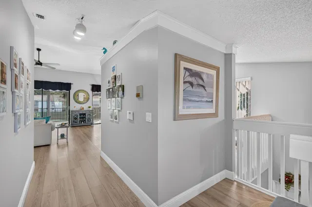 Unit 202 photo 6