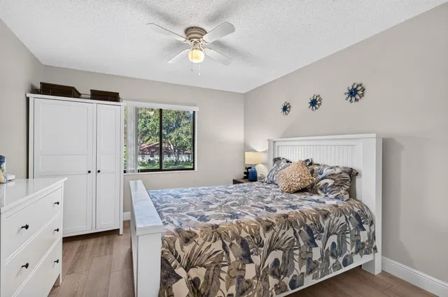 Unit 202 photo 57