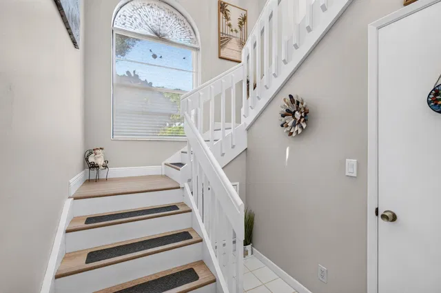 Unit 202 photo 66
