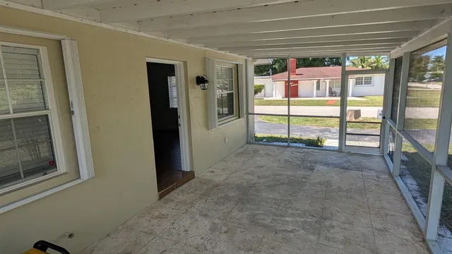 Residence photo 5