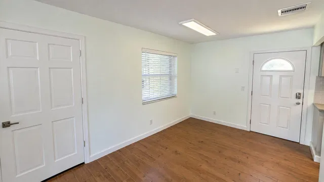 Residence photo 7