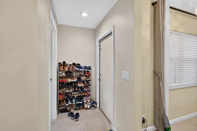Residence photo 7