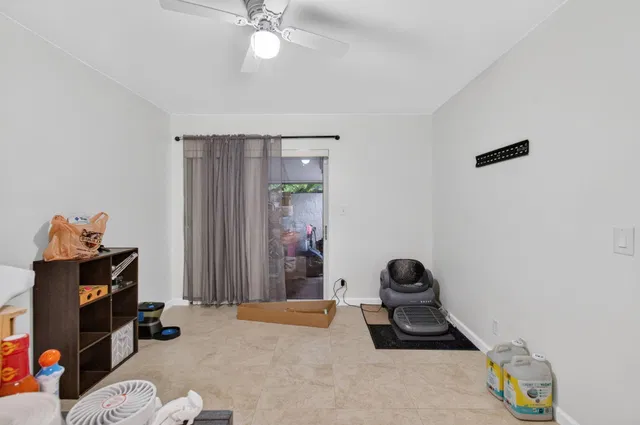 Residence photo 37