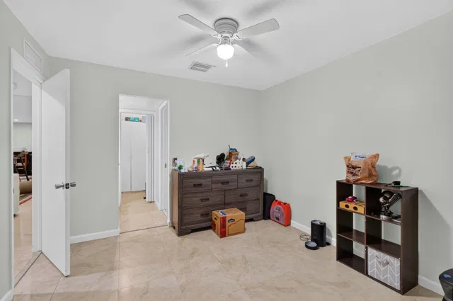Residence photo 39