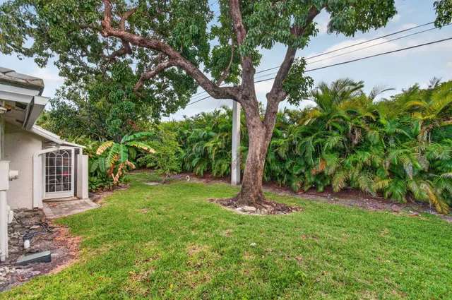 Residence photo 53