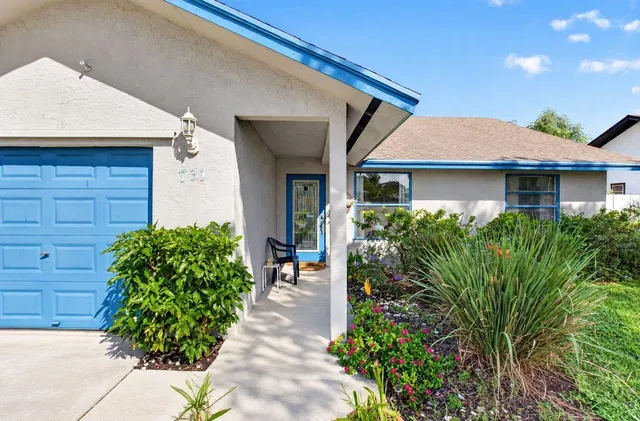  Residence photo 4