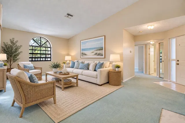 Unit E photo 2