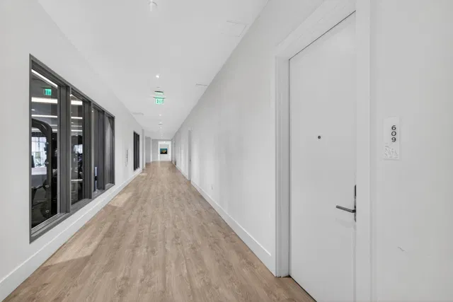 Nautilus 220 Unit 609 photo 7