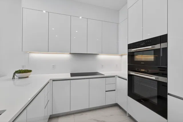 Nautilus 220 Unit 609 photo 13