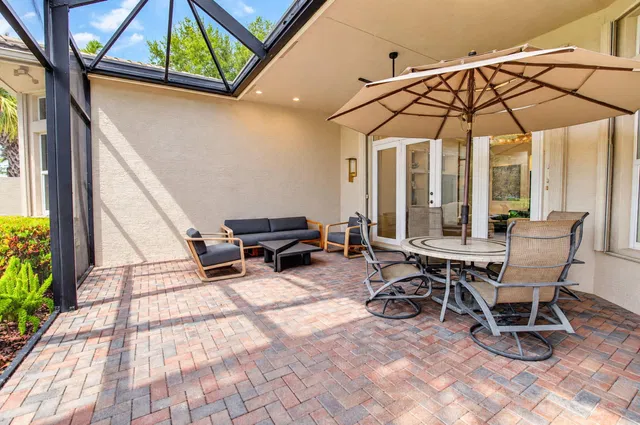 Residence photo 32