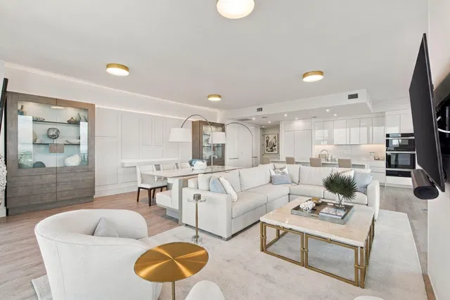 Nautilus 220 Unit 1423 photo 10