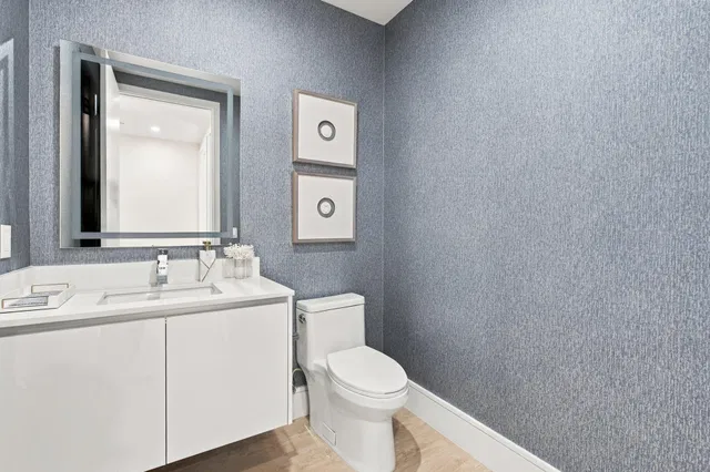 Nautilus 220 Unit 1423 photo 24