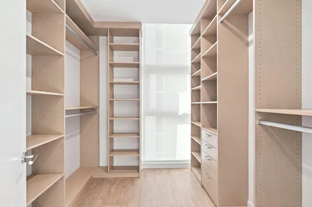 Nautilus 220 Unit 1423 photo 33