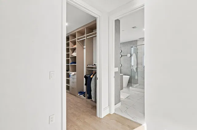 Nautilus 220 Unit 1423 photo 34