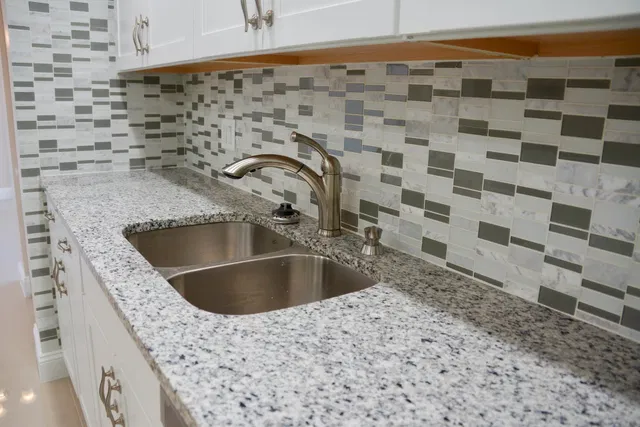  Unit 406 photo 12