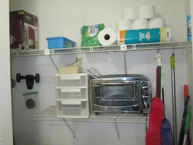 Unit 8 photo 23