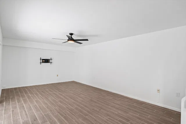 Residence photo 3