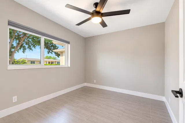 Residence photo 26