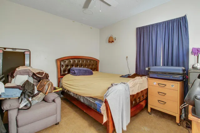  Residence photo 4