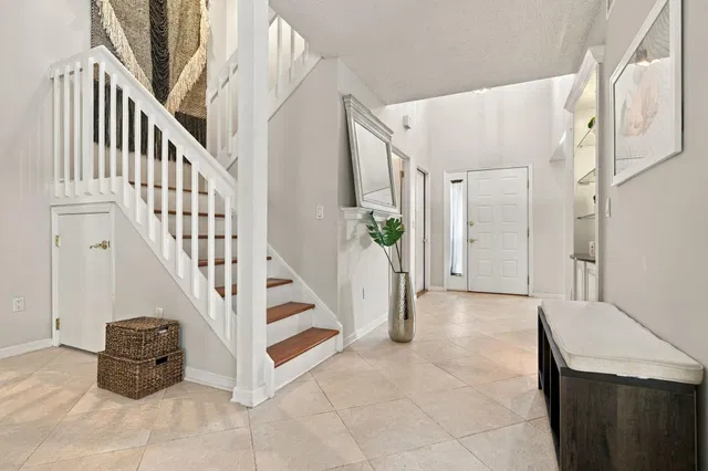 Residence photo 8