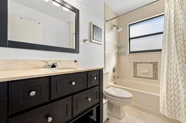 Residence photo 24