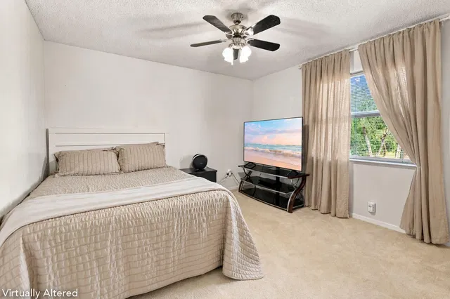 Residence photo 26