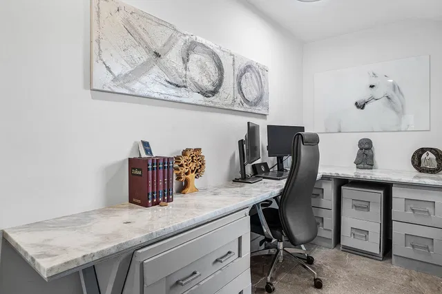 Residence photo 29