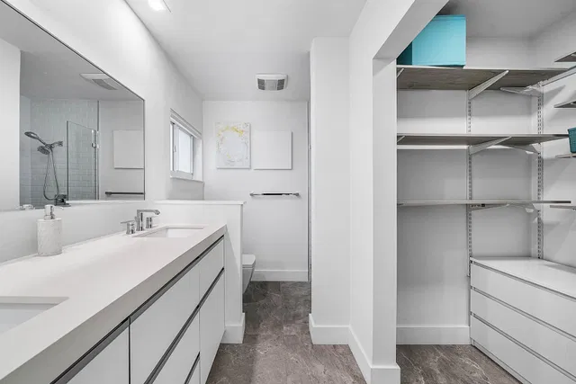 Residence photo 33