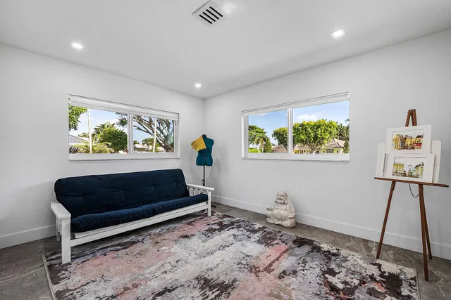 Residence photo 36