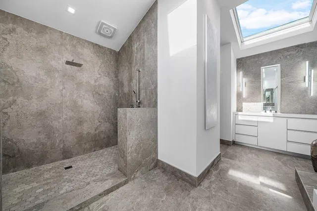 Residence photo 42