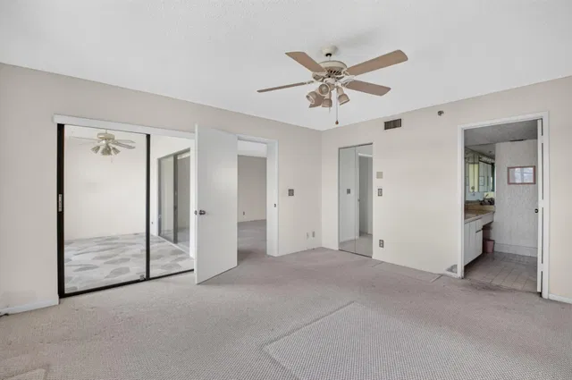 Unit 404 photo 20
