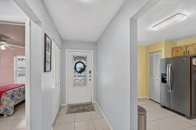  Residence photo 4