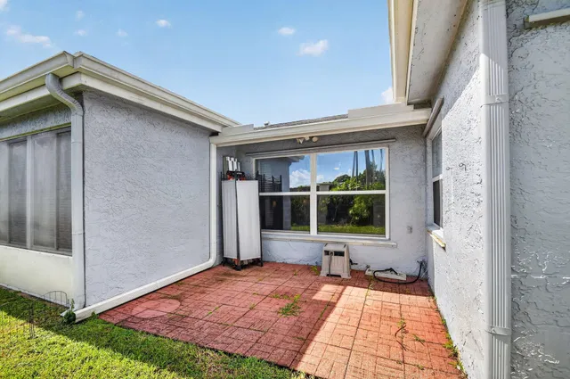  Residence photo 22