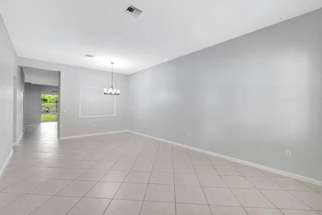  Residence photo 7