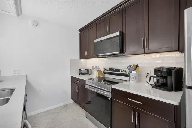 Residence photo 21