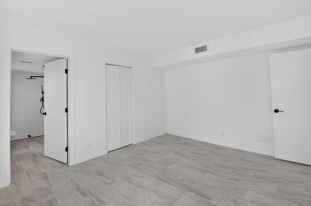 Unit 408 photo 23