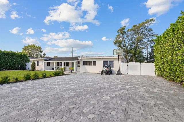 Residence photo 29