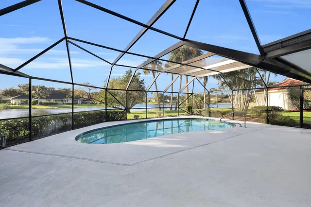 Heritage Oaks Residence photo 13