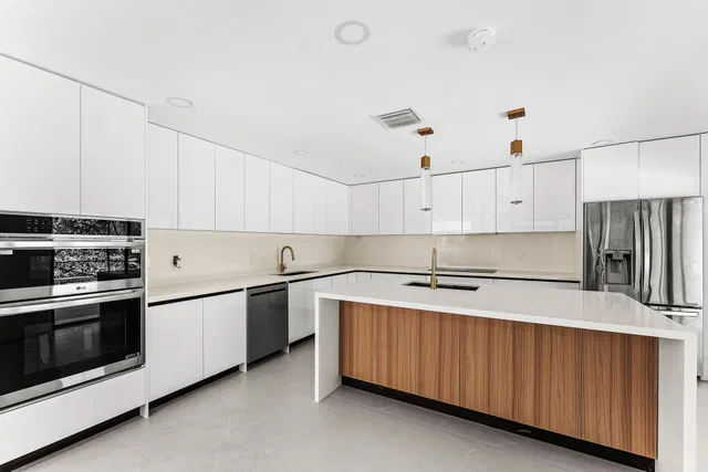 Residence photo 9