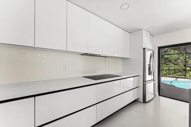 Residence photo 10