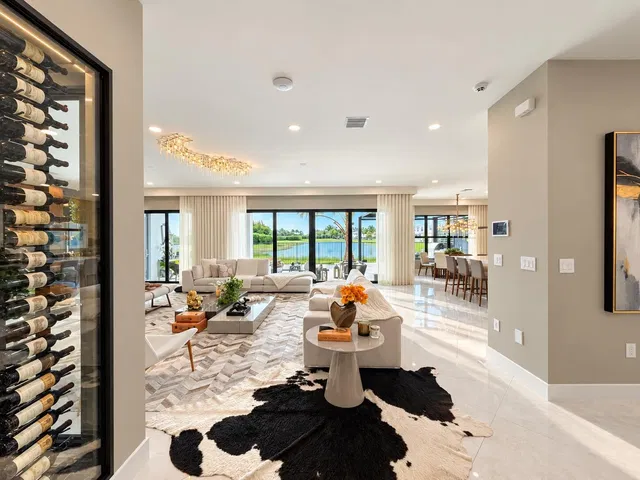 Boca Bridges Residence photo 9