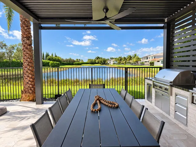 Boca Bridges Residence photo 92