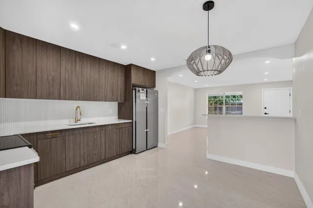 Residence photo 10