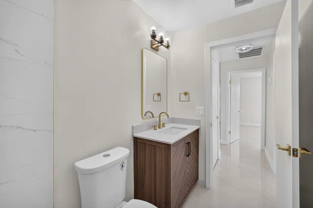 Residence photo 20