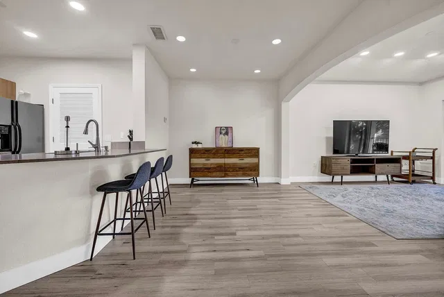 Residence photo 9