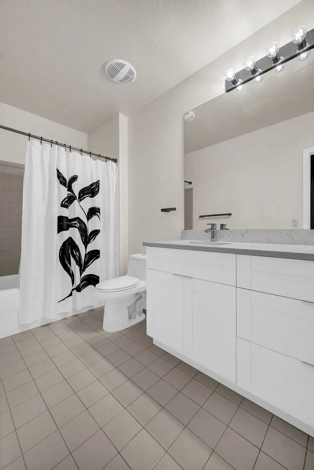 Residence photo 18