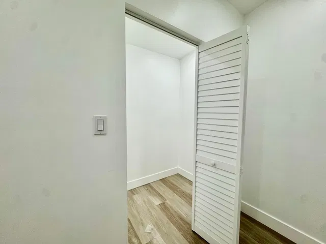 Residence photo 8